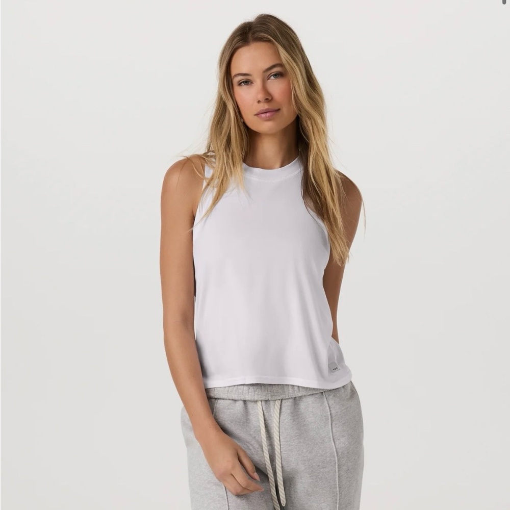 Vuori Energy Tank Top - excellent condition